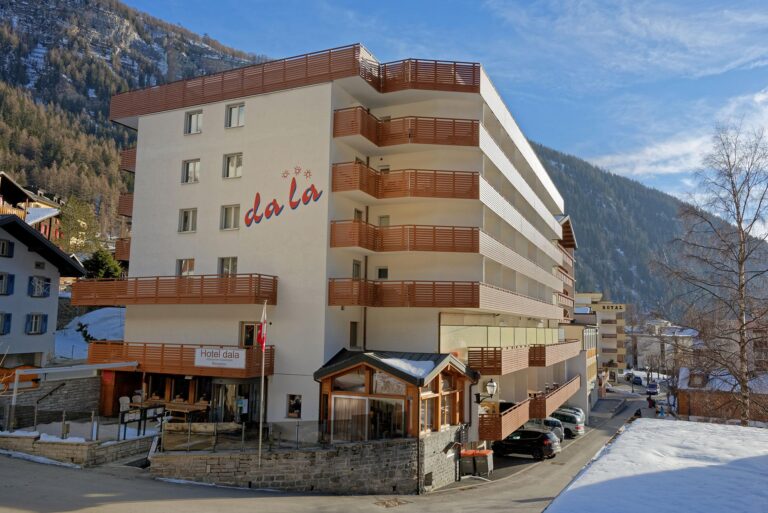 Hotel dala Leukerbad Fassade 768x513