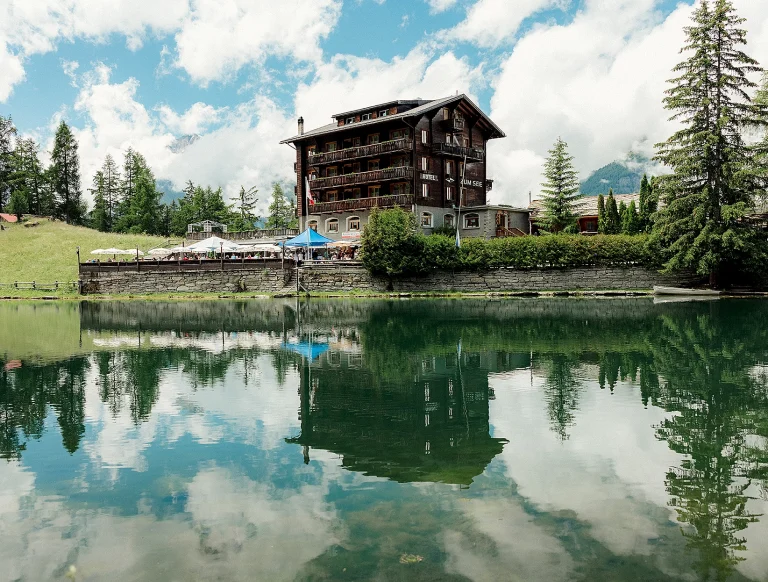 restaurant zum see 01 ansicht sommer 768x582