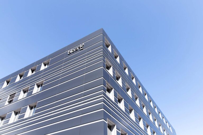 fux visp stahl alu glas 04 768x512