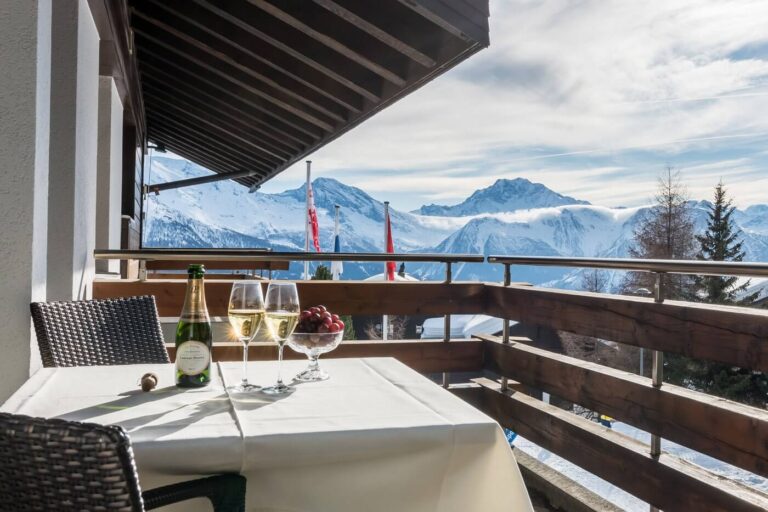 golfhotel riederhof riederalp 01 768x512