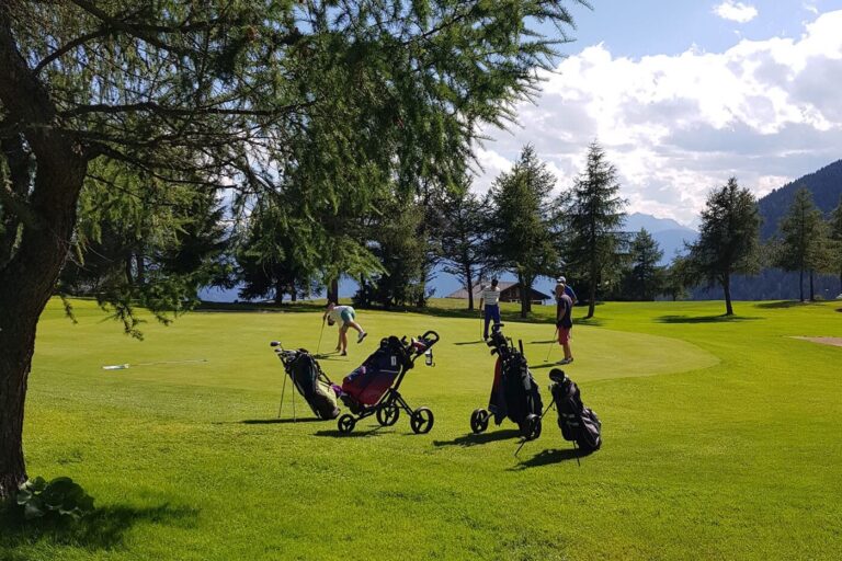 golfhotel riederhof riederalp 09 768x512