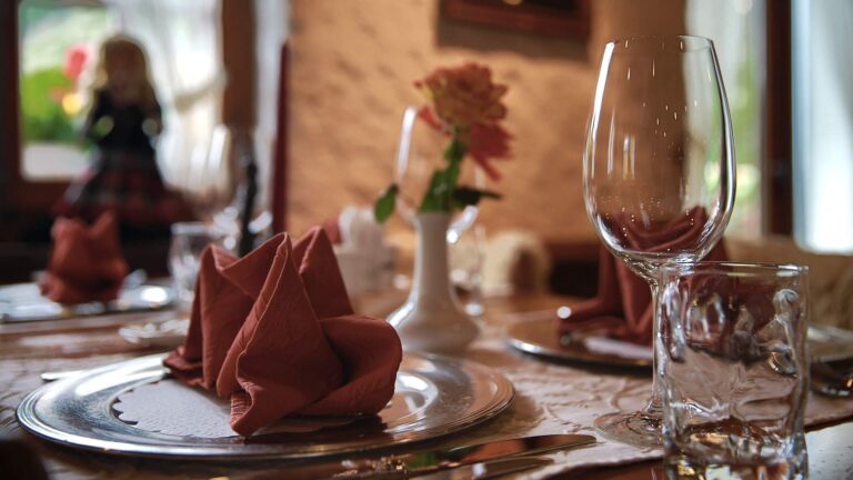 restaurant waldhues bodmen saas fee 05 768x432