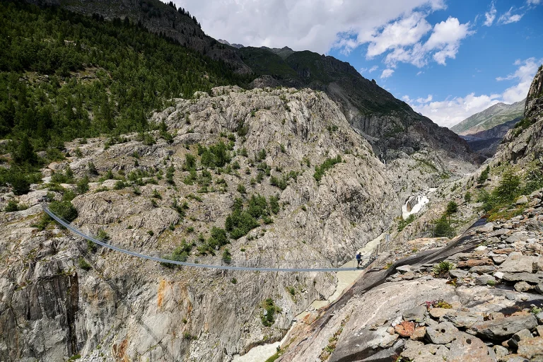 aletsch haengebruecke roh 768x512