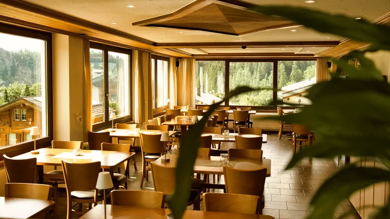 hotel restaurant massa blatten 02 768x432